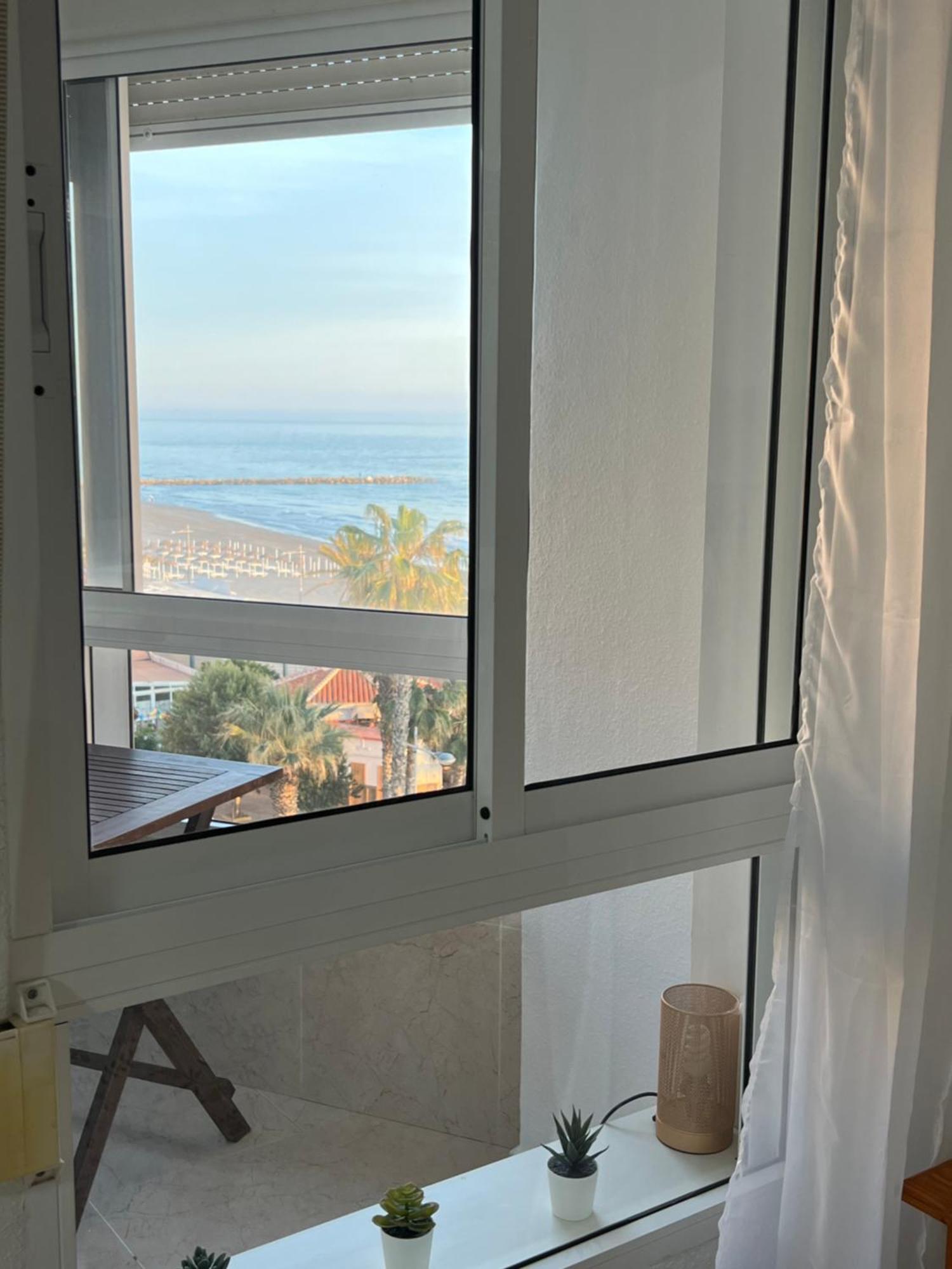 Estudio Mar En Calma, Primera Linea De Playa Con Vistas Al Mar Torrox Exterior foto